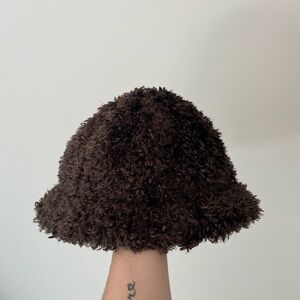 Vintage Nine West women’s furry fuzzy‎ warm fashion bucket hat — one size